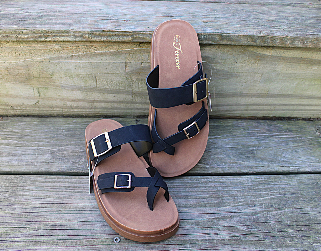 Black essential sandal